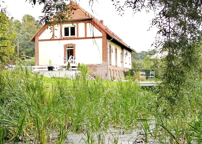 Inspektorenhaus Am Jagdschloss Mit Meerblick