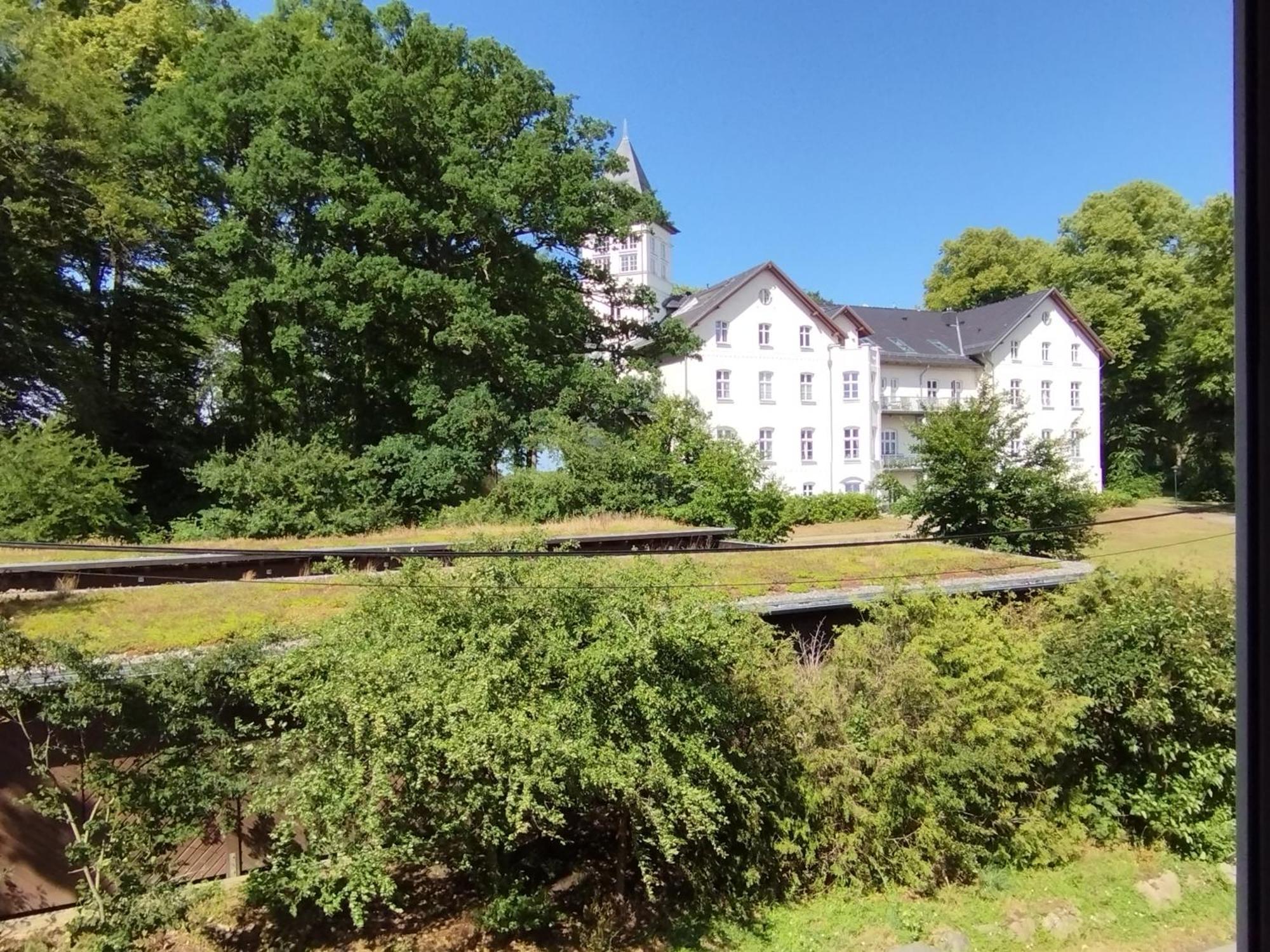 Inspektorenhaus Am Jagdschloss Mit Meerblick Apartment